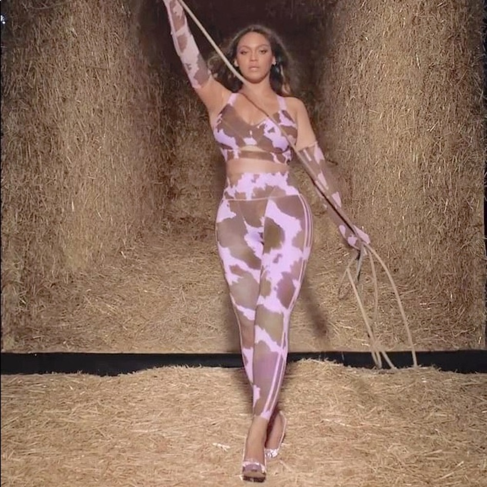 Ivy Park x Adidas set